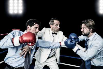 role conflict of the purchaser in the project. Source: istockphoto.com, All rights by: aluxum; Bildname: Gesch&auml;ftsmann Kampf . License paid by 1155PM consultants GmbH